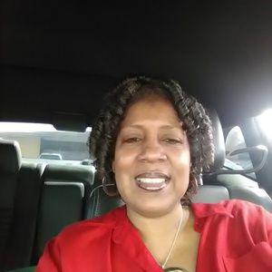 Meet your Posher, Sharon